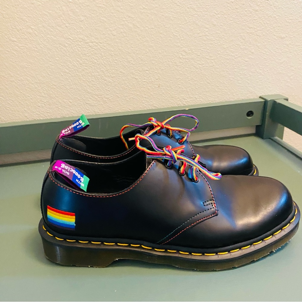 Dr Doc Martens PRIDE 1461 3 Eye Smooth Leather Oxford Shoe US M 9, L 10 - Picture 3 of 14
